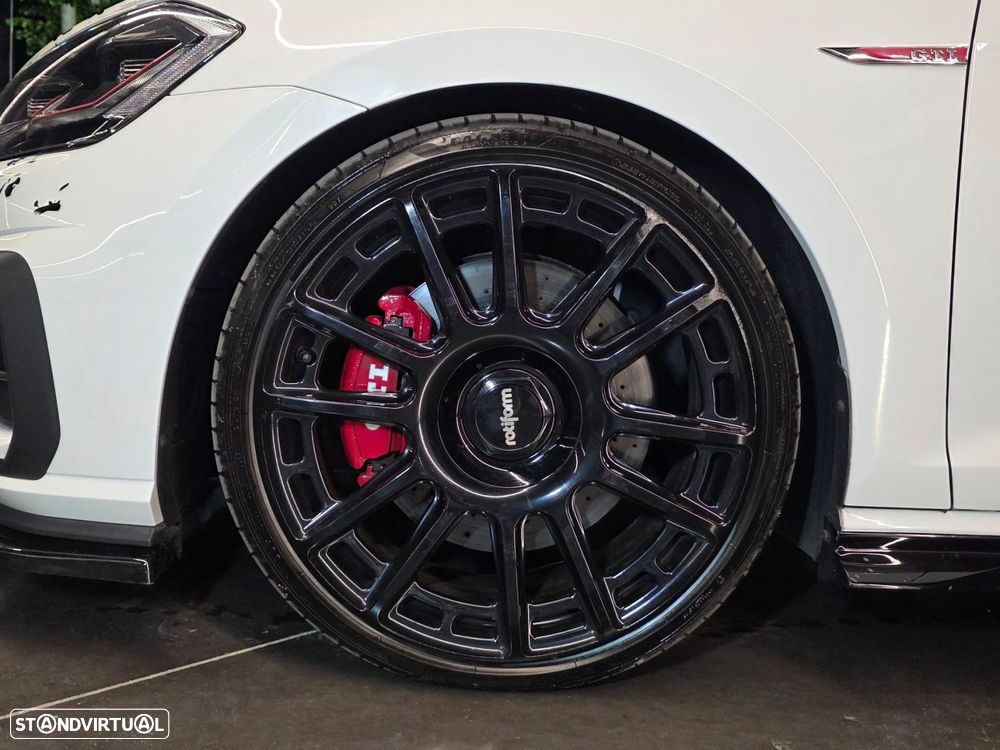 VW Golf 2.0 TSI GTI DSG Performance - 22