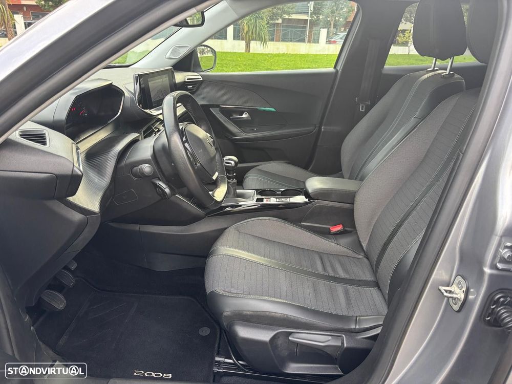 Peugeot 2008 1.5 BlueHDi Allure Pack - 20