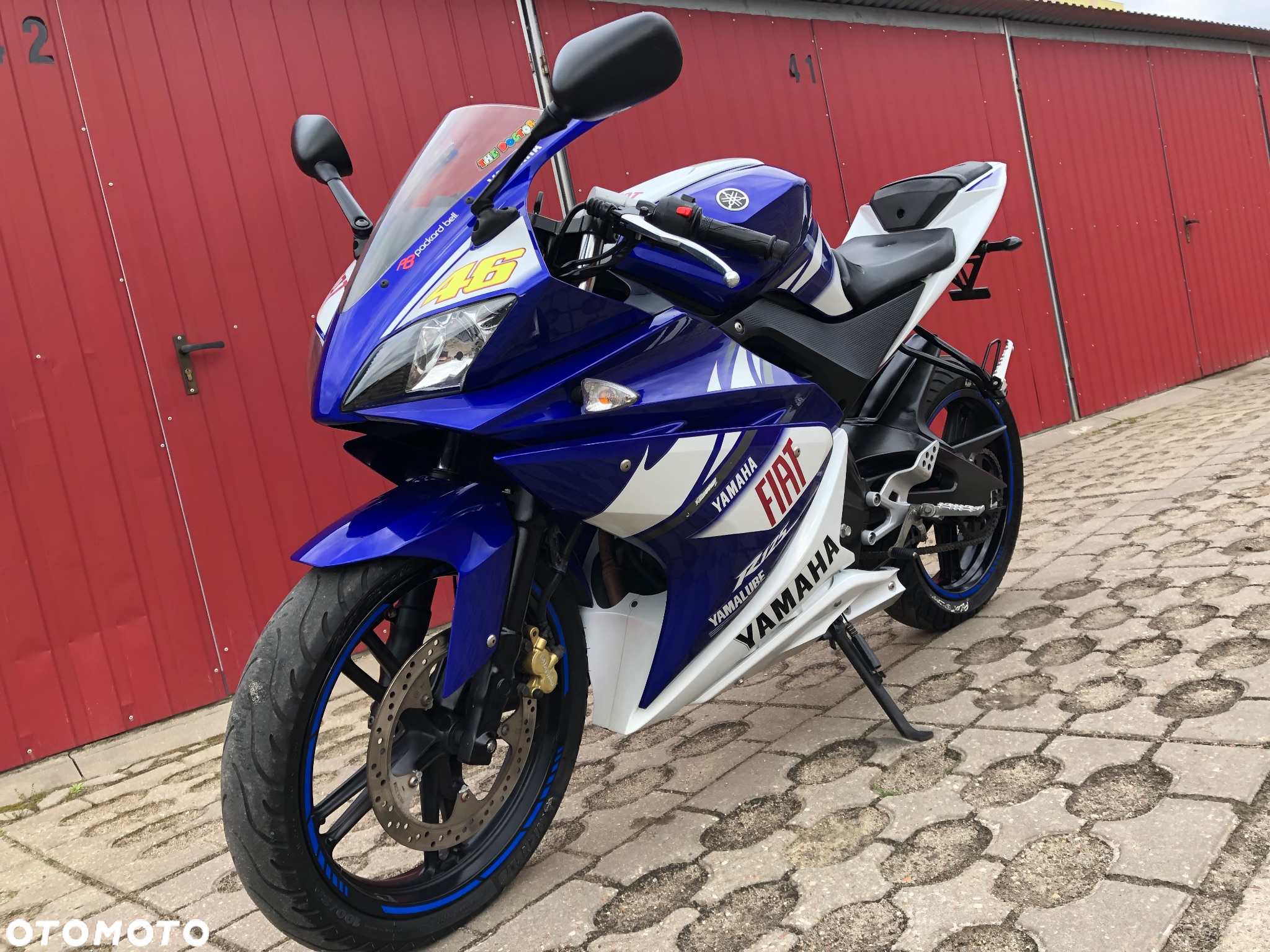 Yamaha YZF - 4