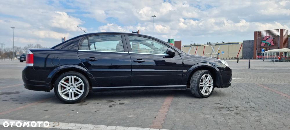 Opel Vectra 3.0 V6 CDTI Sport/GTS - 3