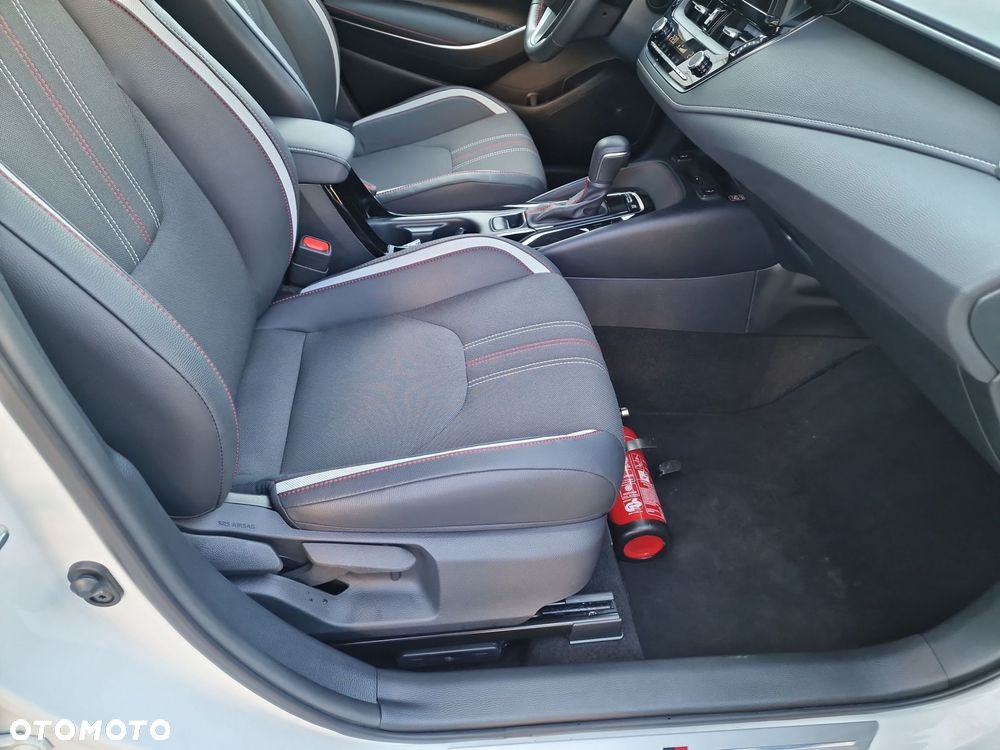 Toyota Corolla 1.8 Hybrid GR Sport - 12