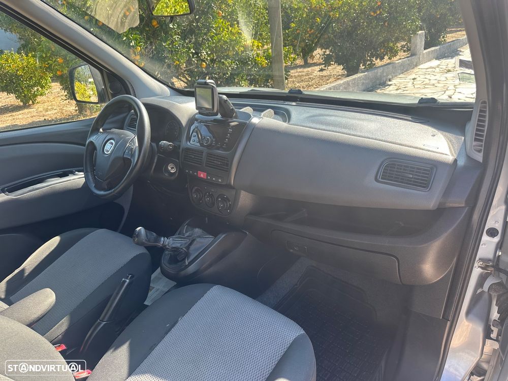 Fiat Doblo 1.3 M-Jet 7L Start&Stop - 25