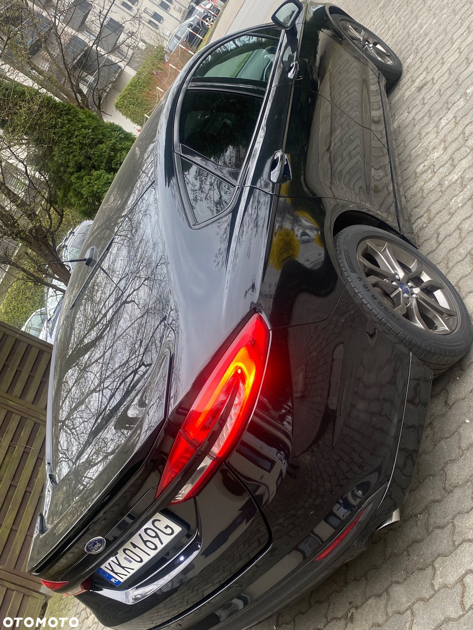 Ford Fusion 2.0 EcoBoost Titanium - 28