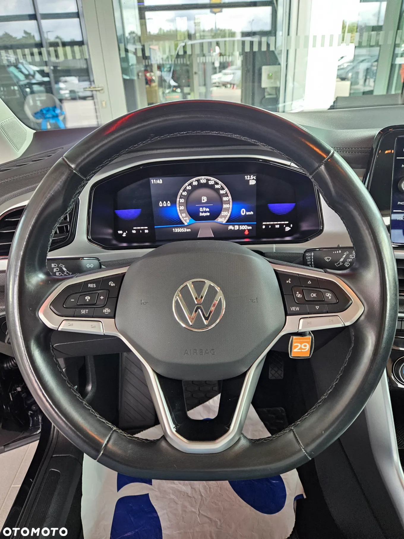 Volkswagen T-Roc - 14