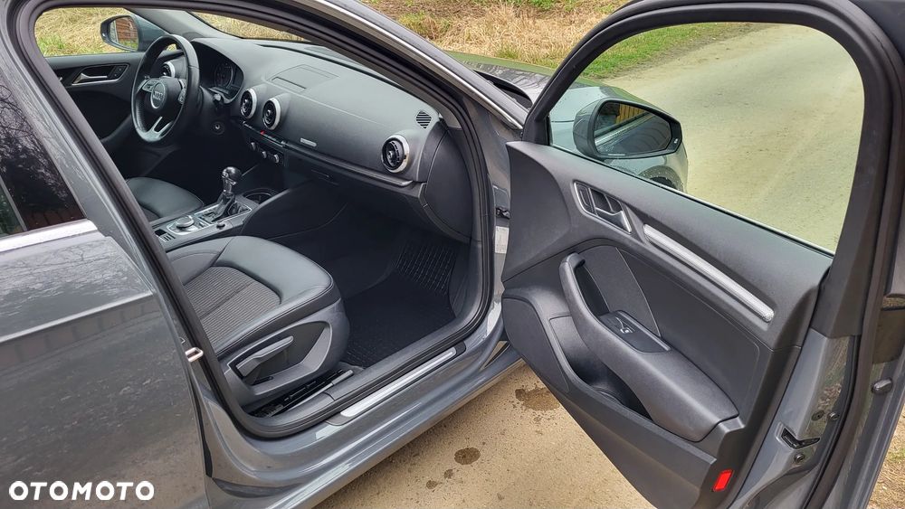 Audi A3 Sportback - 18