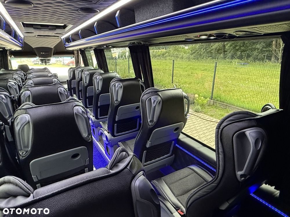 Mercedes-Benz Sprinter 519 Panoramic Line | JD - 22