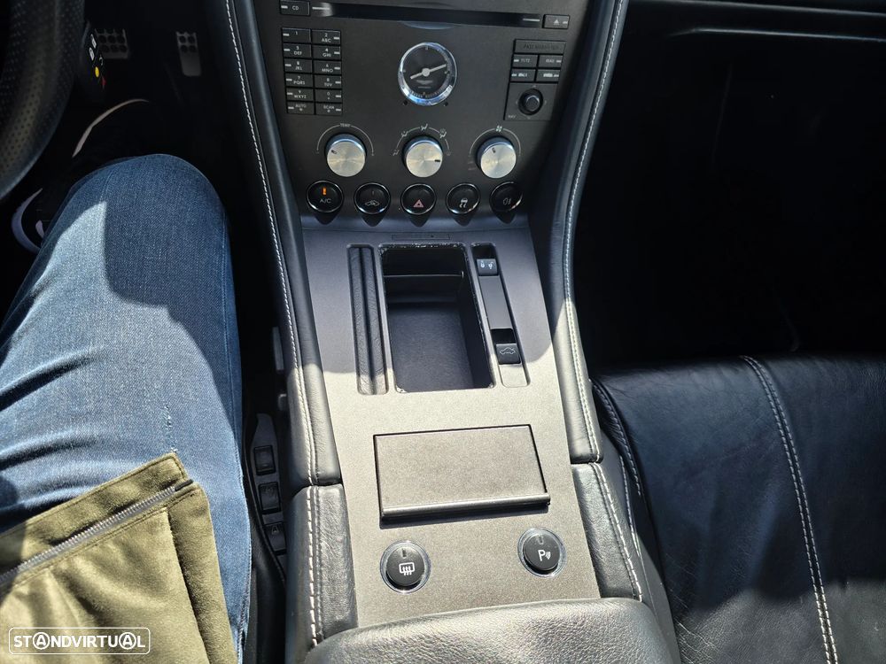 Aston Martin Virage Coupe - 15