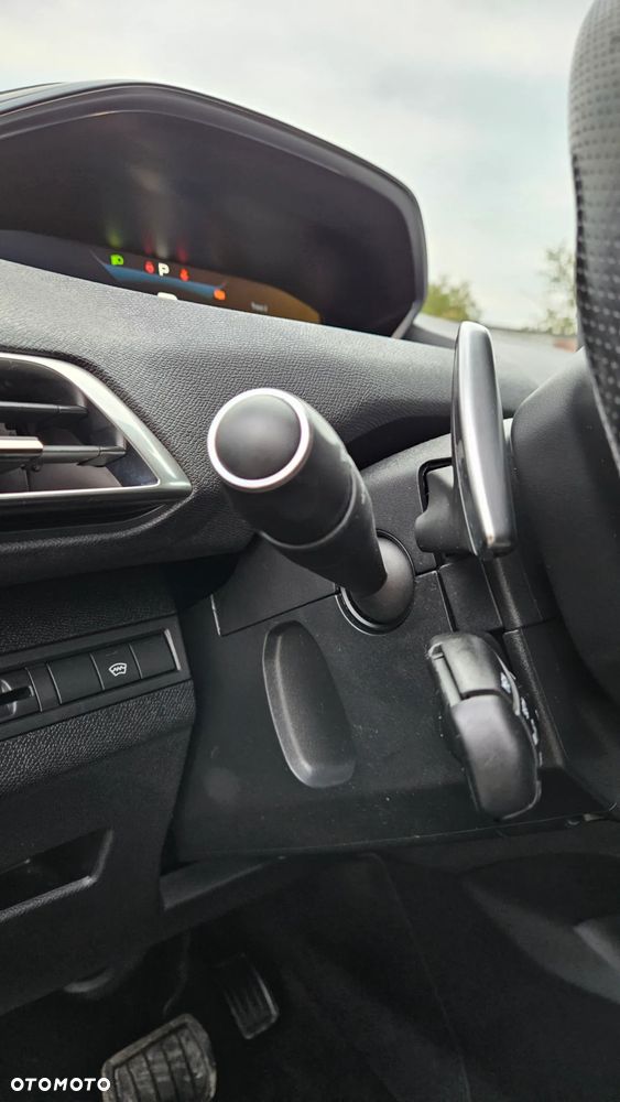 Peugeot 3008 1.6 PureTech GT Pack S&S EAT8 - 20