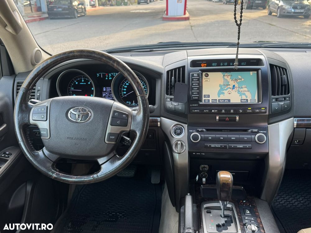 Toyota Land Cruiser V8 4.5 Aut Executive - 23