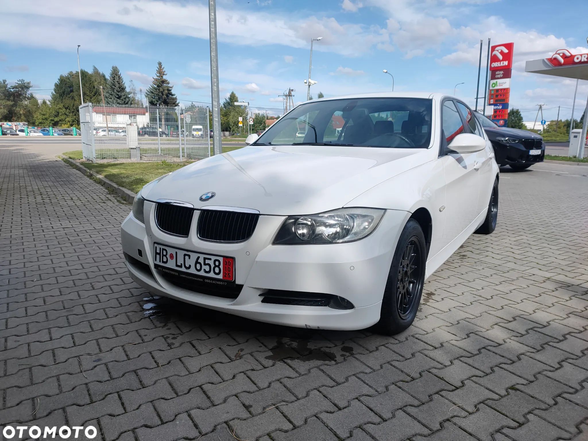 BMW Seria 3 325i - 1