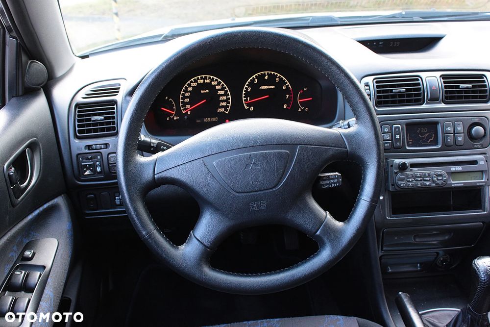 Mitsubishi Galant 2.5 V6 Avance - 31