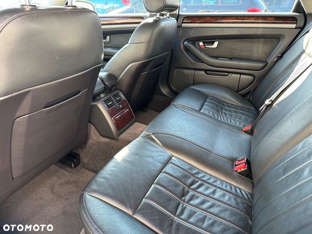 Audi A8 3.7 Quattro - 22