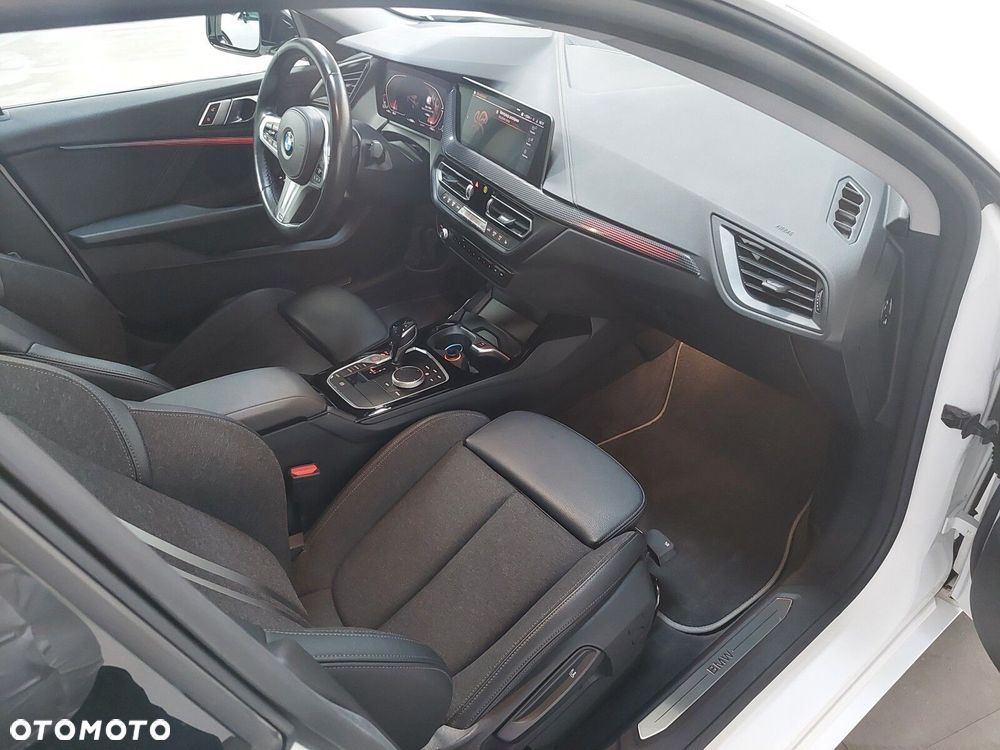 BMW Seria 2 218d Sport Line - 20