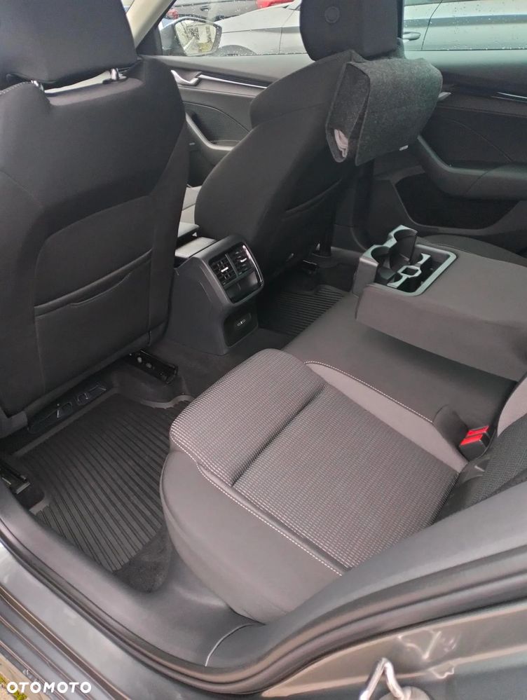 Skoda Octavia 1.5 TSI Selection - 15