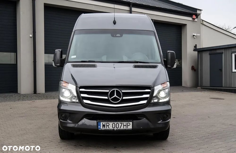Mercedes-Benz SPRINTER - 4