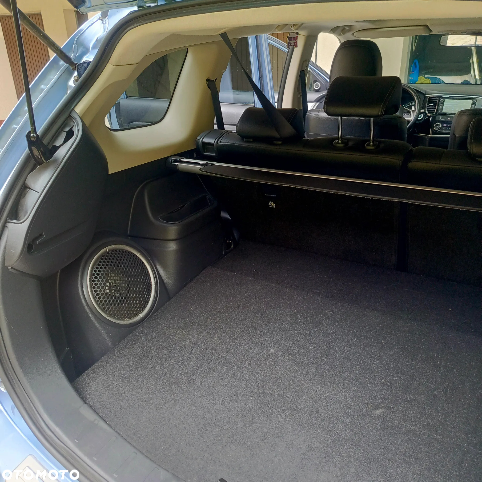 Mitsubishi Outlander PHEV Instyle NAVI + - 15