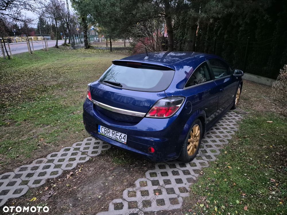Opel Astra III GTC 1.6 Limited - 7