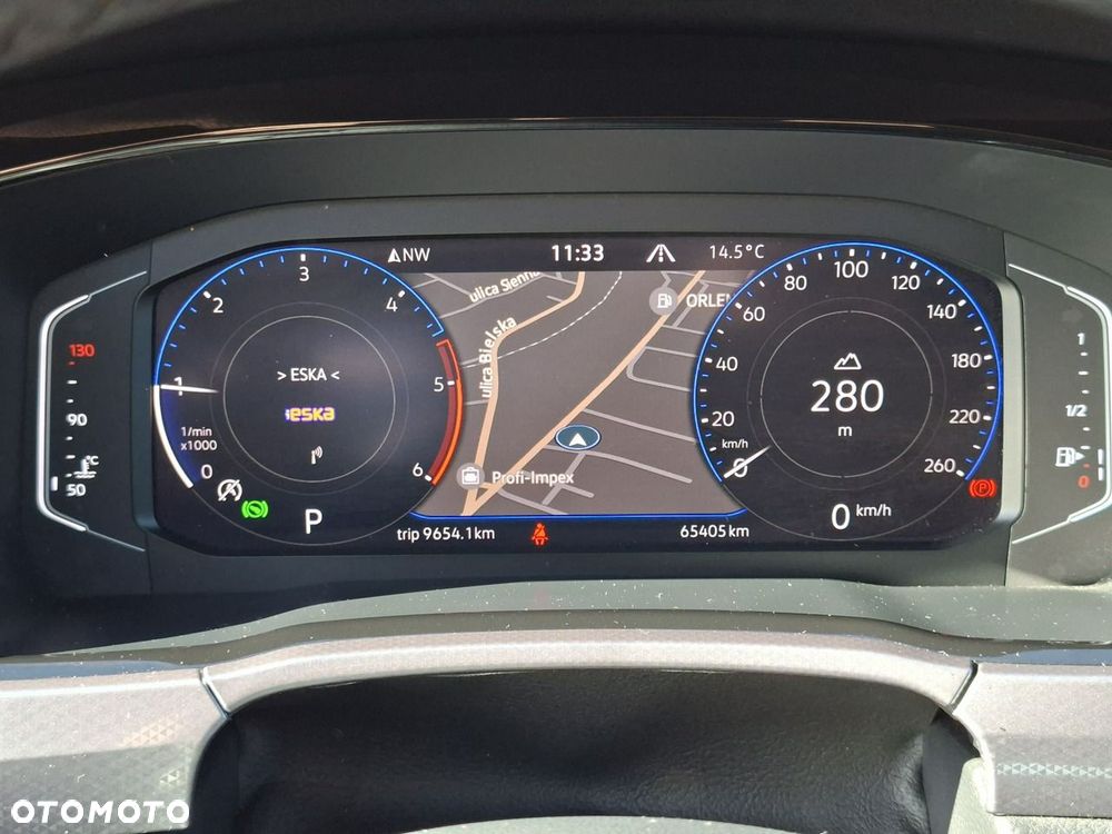 Volkswagen Touran 2.0 TDI BMT Active DSG - 20
