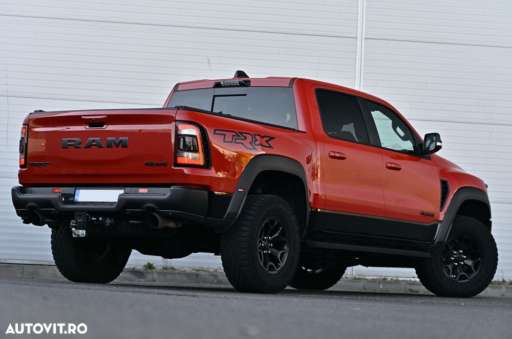 Dodge RAM - 17