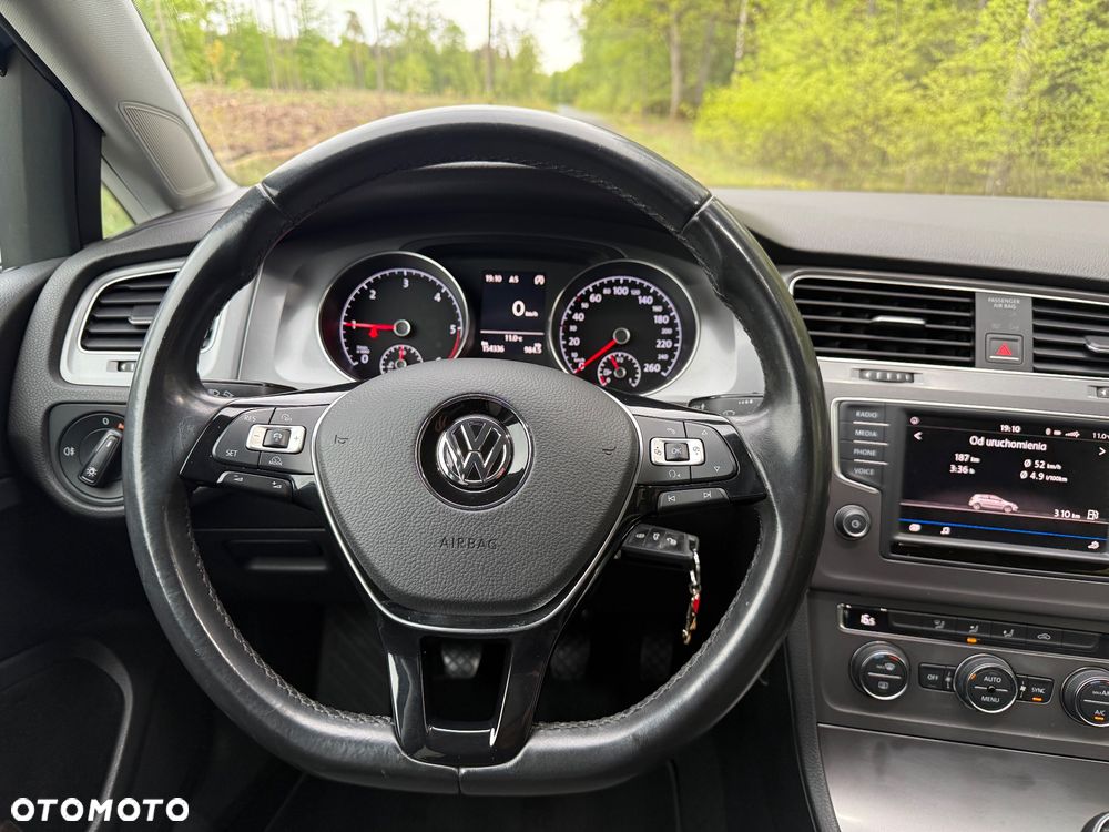 Volkswagen Golf 1.6 TDI BlueMotion Technology Comfortline - 20