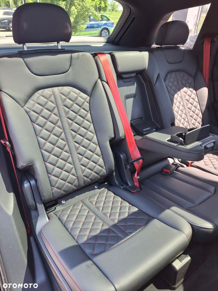 Audi Q7 - 30