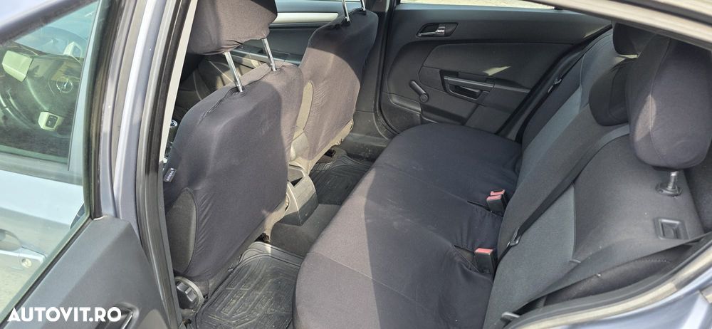 Opel Astra - 7
