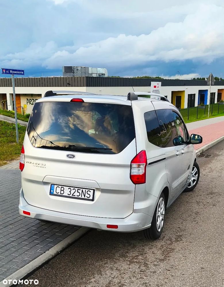 Ford Tourneo Courier 1.5 TDCi Trend - 14