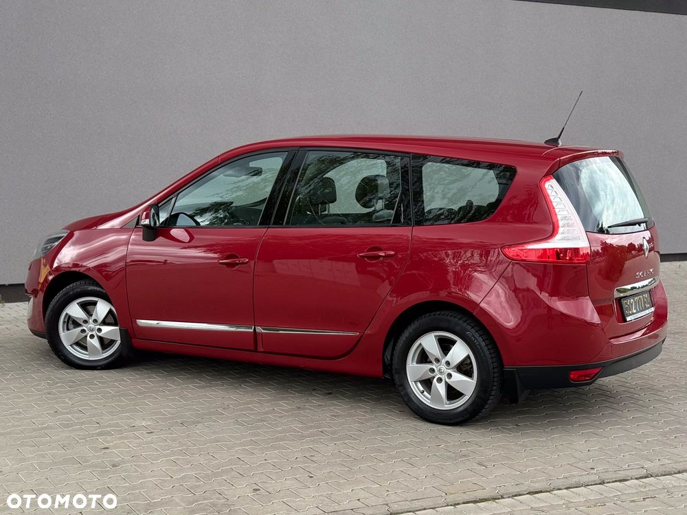 Renault Grand Scenic 2.0 16V 140 CVT Bose Edition - 15