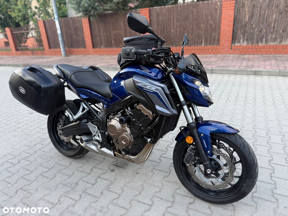 Honda CB - 1