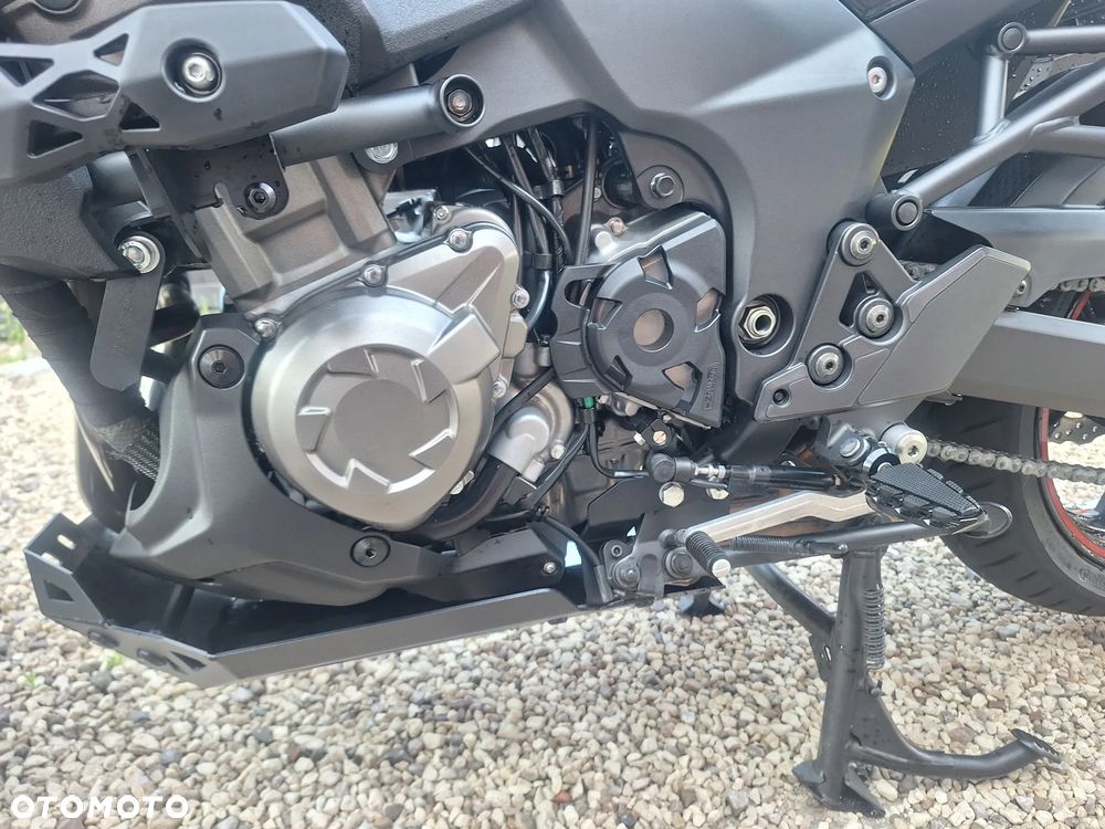 Kawasaki Versys 1000 - 8
