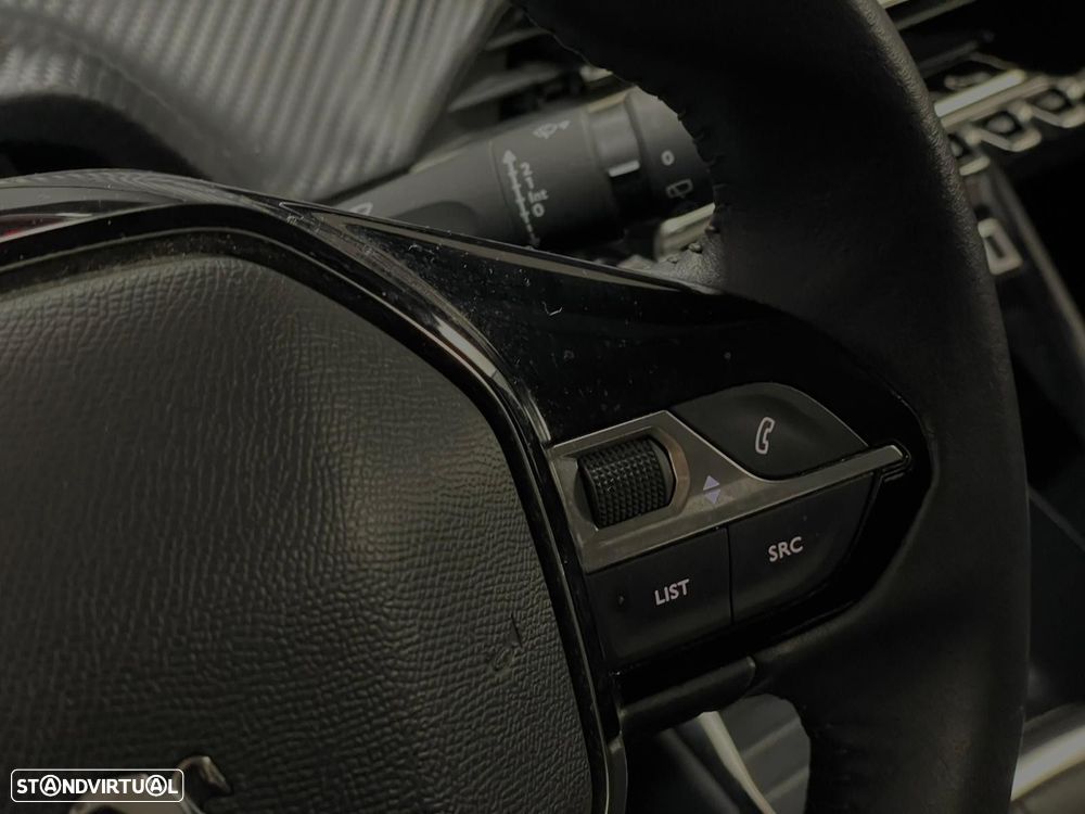 Peugeot 208 1.2 PureTech Active Pack - 16