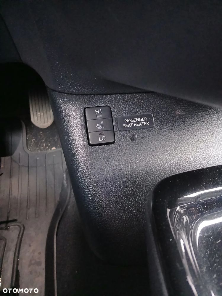 Toyota Prius - 27