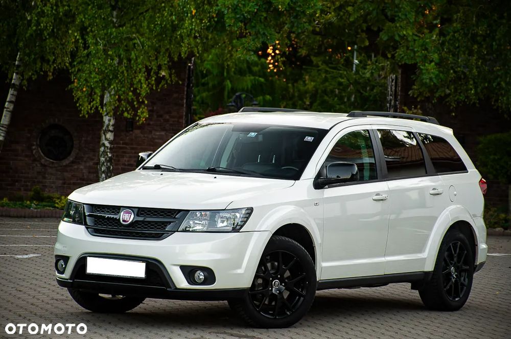 Fiat Freemont 2.0 Multijet 16V DPF Automatik Allrad Black Code - 4