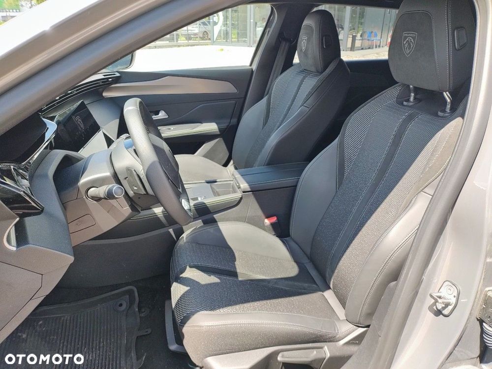 Peugeot 308 - 11