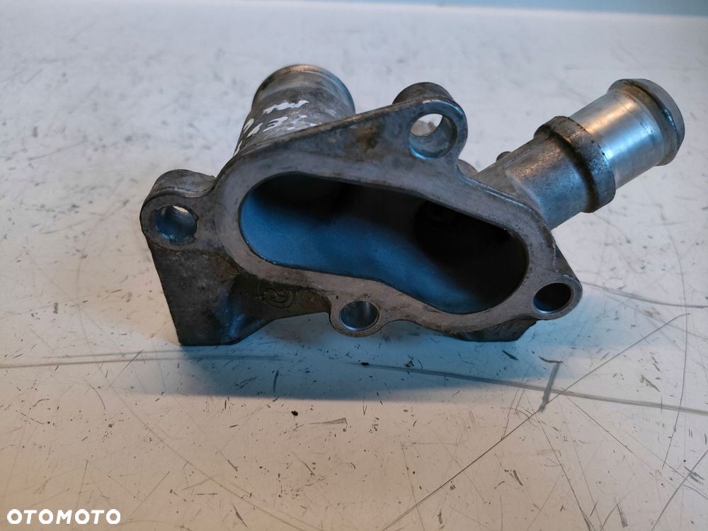FORD FIESTA MK6 02- 1,4 B OBUDOWA TERMOSTATU - 6