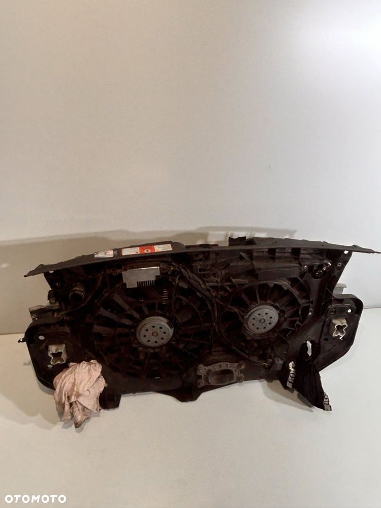 KOMPLETNY PAS PRZEDNI CHŁODNICE BELKA 2.8 FSI Audi A6 C6 - 5