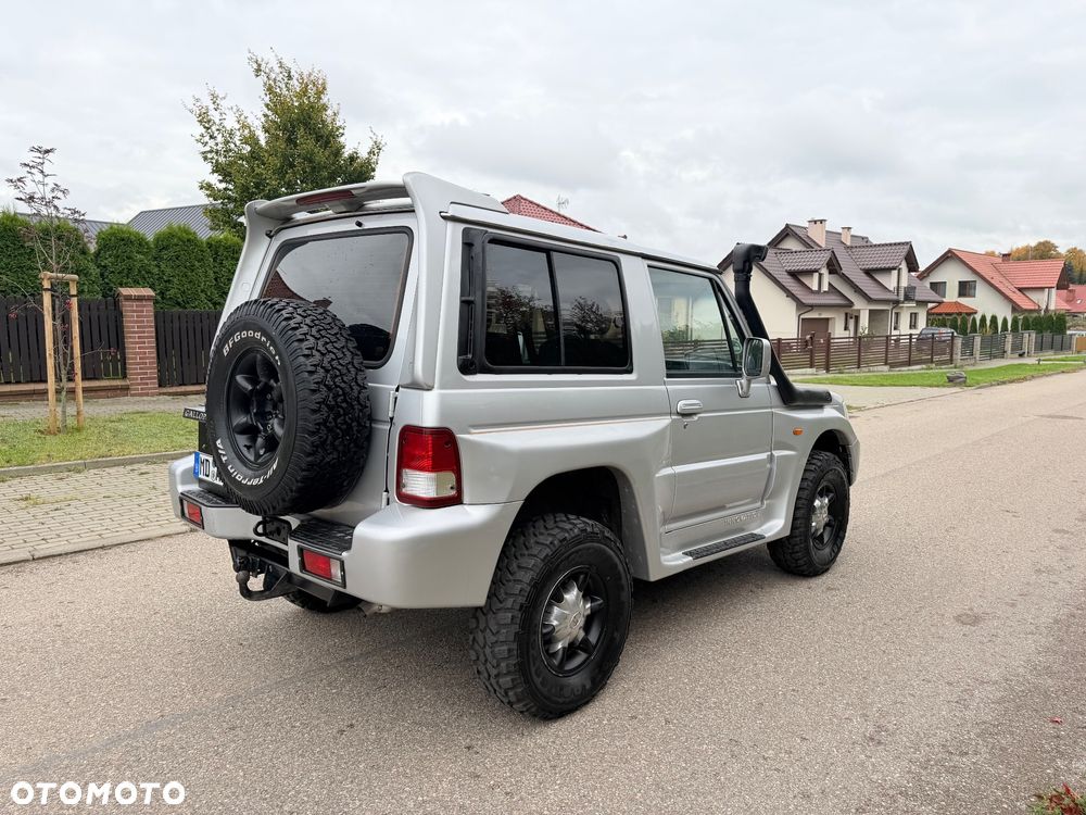 Hyundai Galloper SWB 3.0 V6 - 9