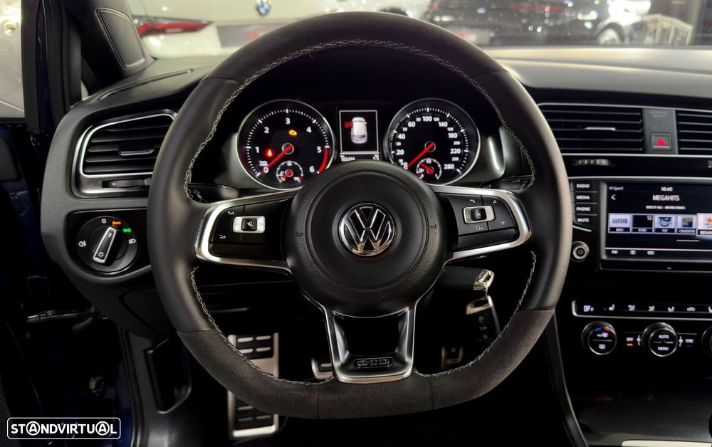 VW Golf 2.0 TDI GTD - 10