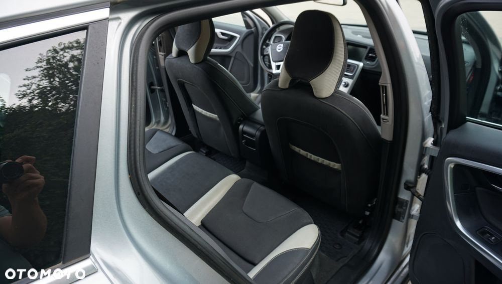 Volvo V60 - 11