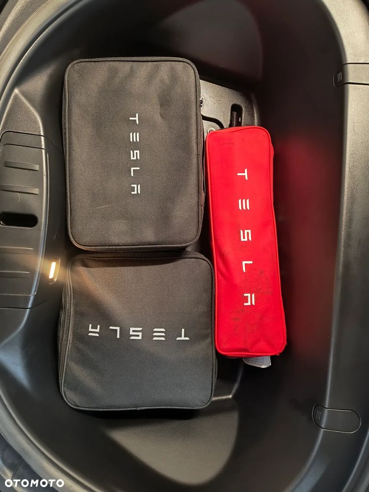 Tesla Model 3 Allradantrieb Dual Motor - 14