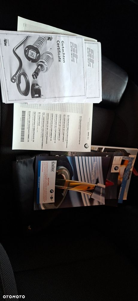 BMW Seria 3 325i - 32