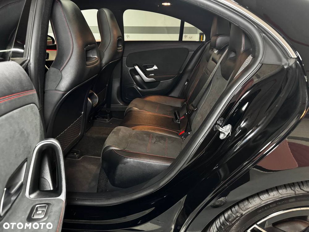 Mercedes-Benz CLA 250 4Matic 8G-DCT Edition AMG Line - 19