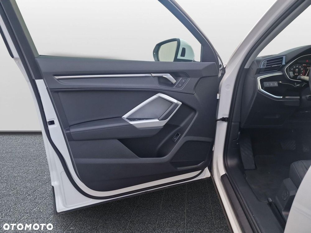 Audi Q3 - 11