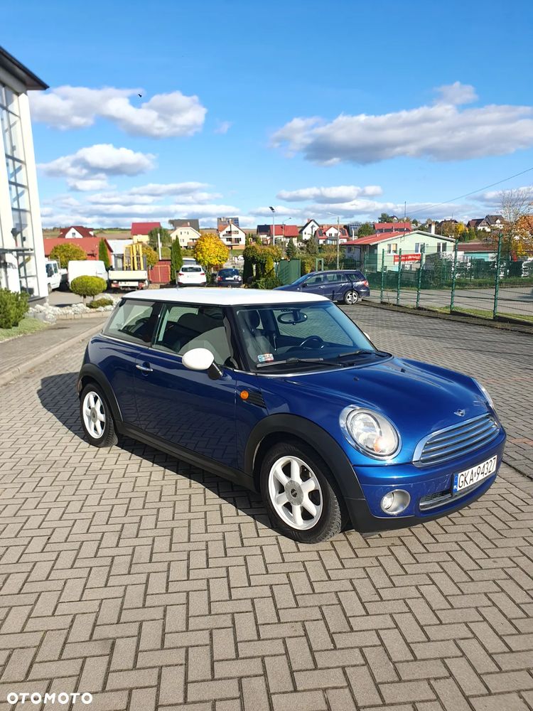 MINI Cooper Standard - 1