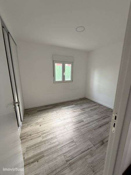 Apartamento T2 Pronto Habitar - Grande imagem: 5/7