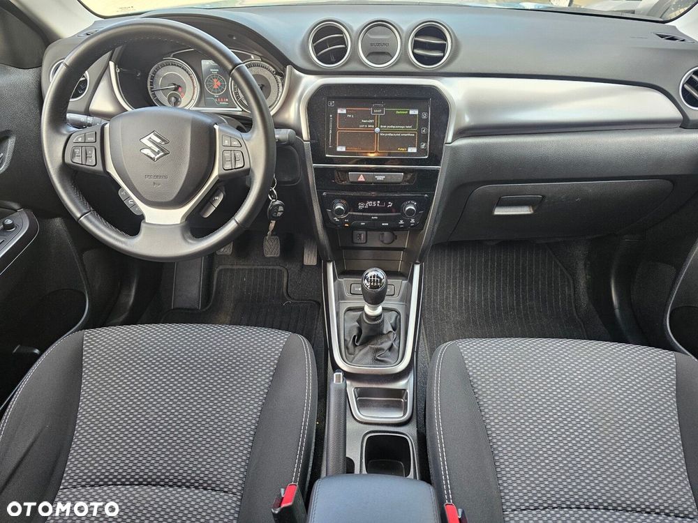 Suzuki Vitara - 10