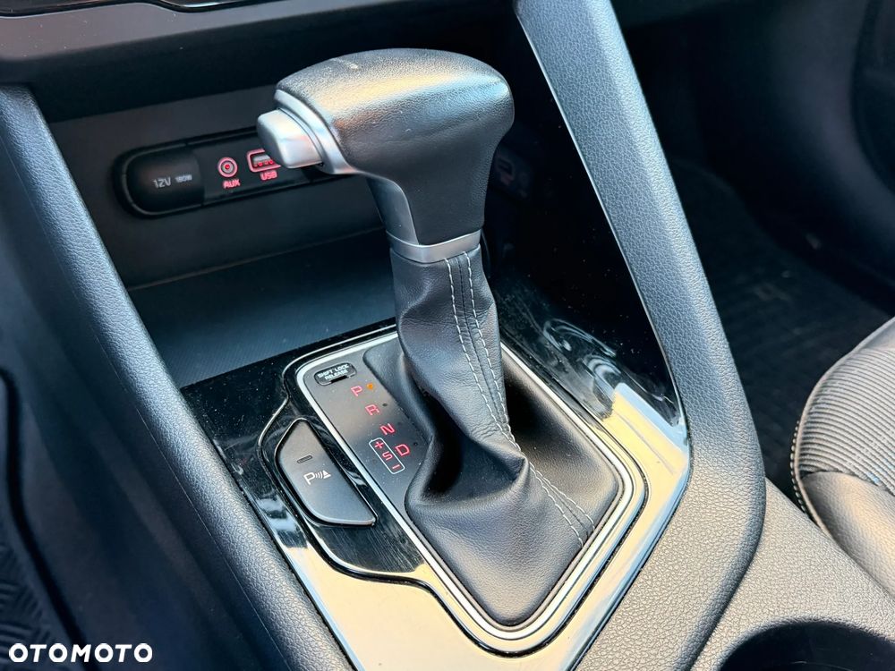 Kia Niro 1.6 GDI Hybrid L - 15