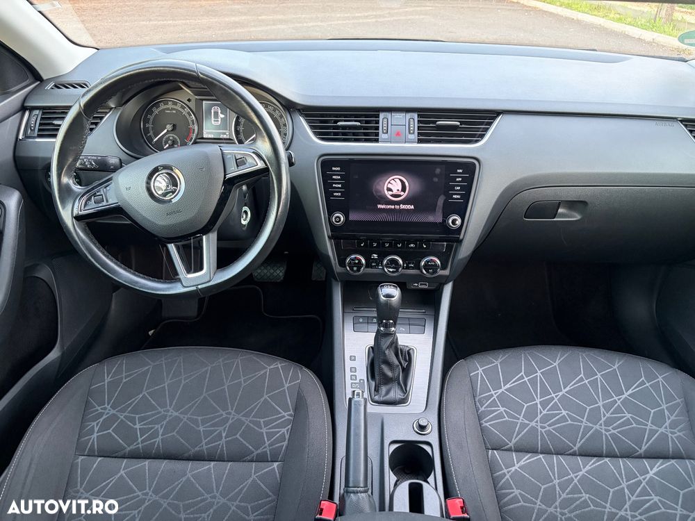 Skoda Octavia - 2
