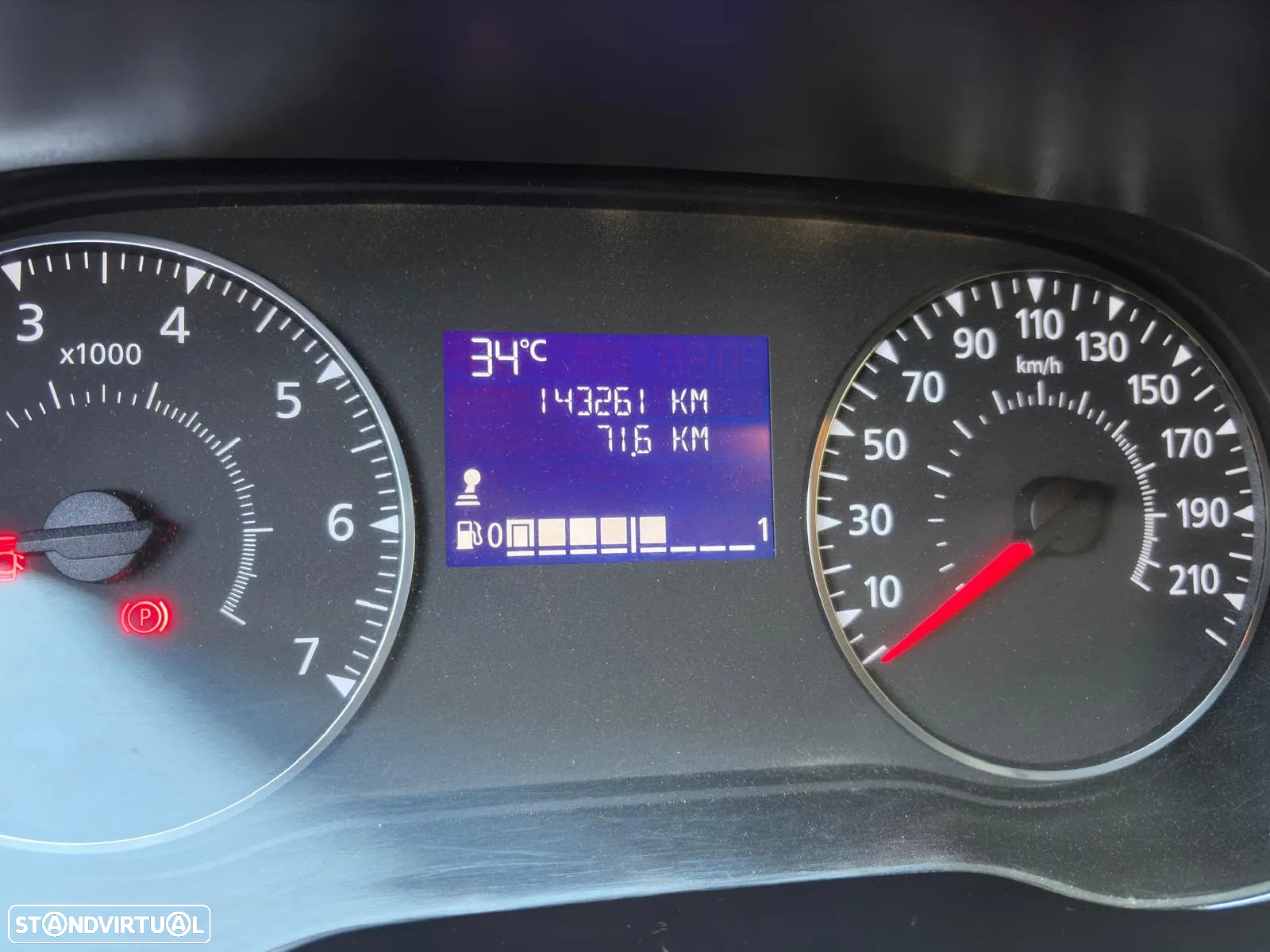 Dacia Duster 1.5 Blue dCi Comfort 4WD - 8