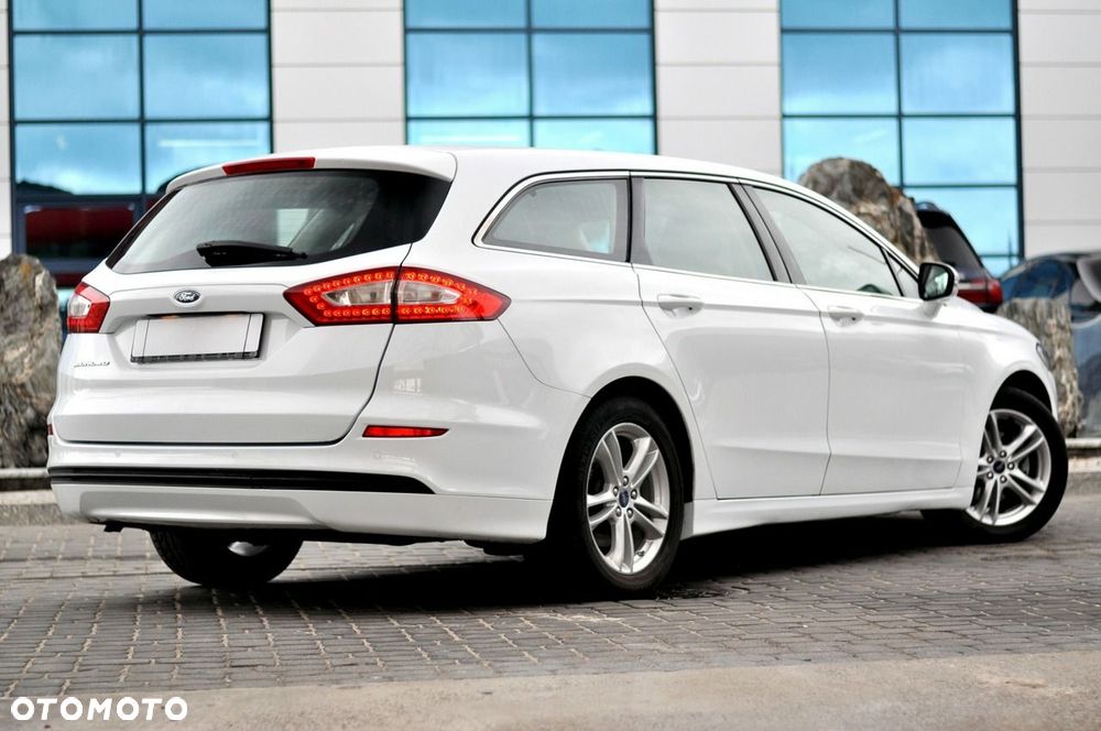 Ford Mondeo 2.0 TDCi Ambiente - 33